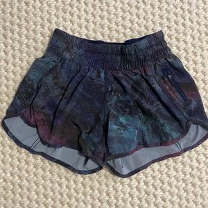 Lulu Lemon Tracker Short